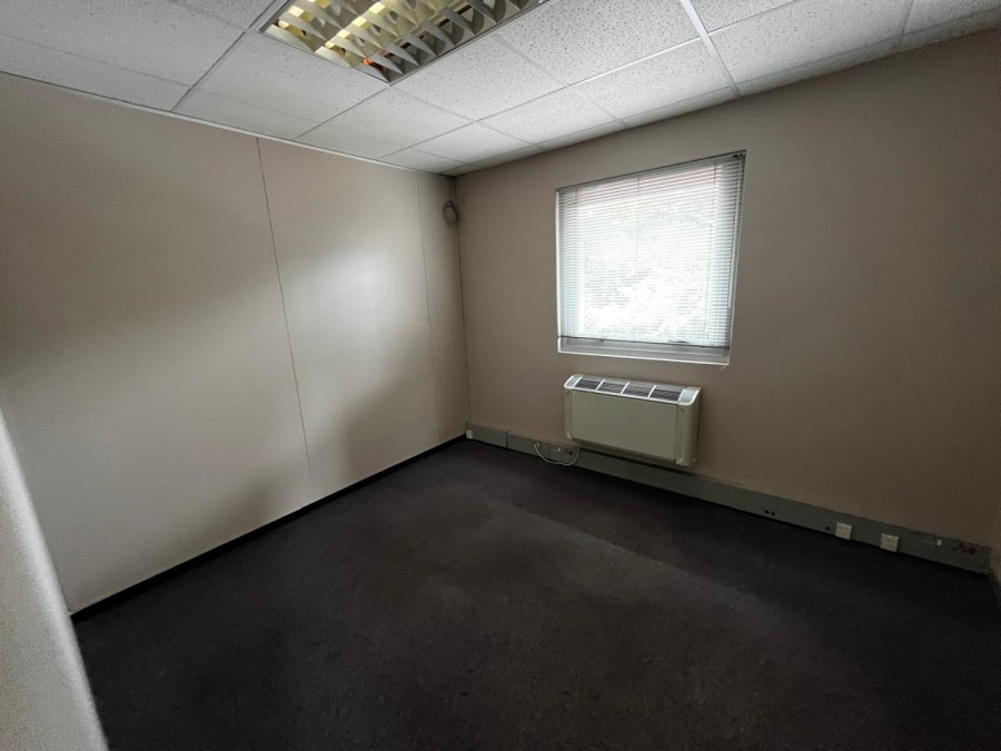 To Let commercial Property for Rent in Rosendal Western Cape